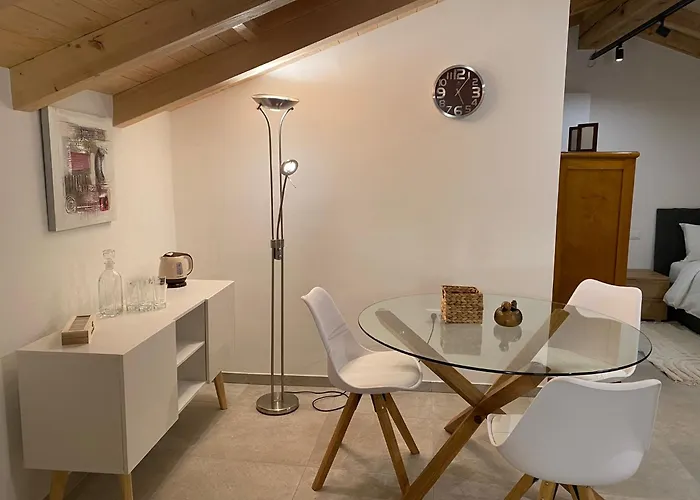 Al Vicolo Bed & Breakfast *