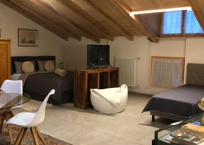 Al Vicolo Bed & Breakfast *